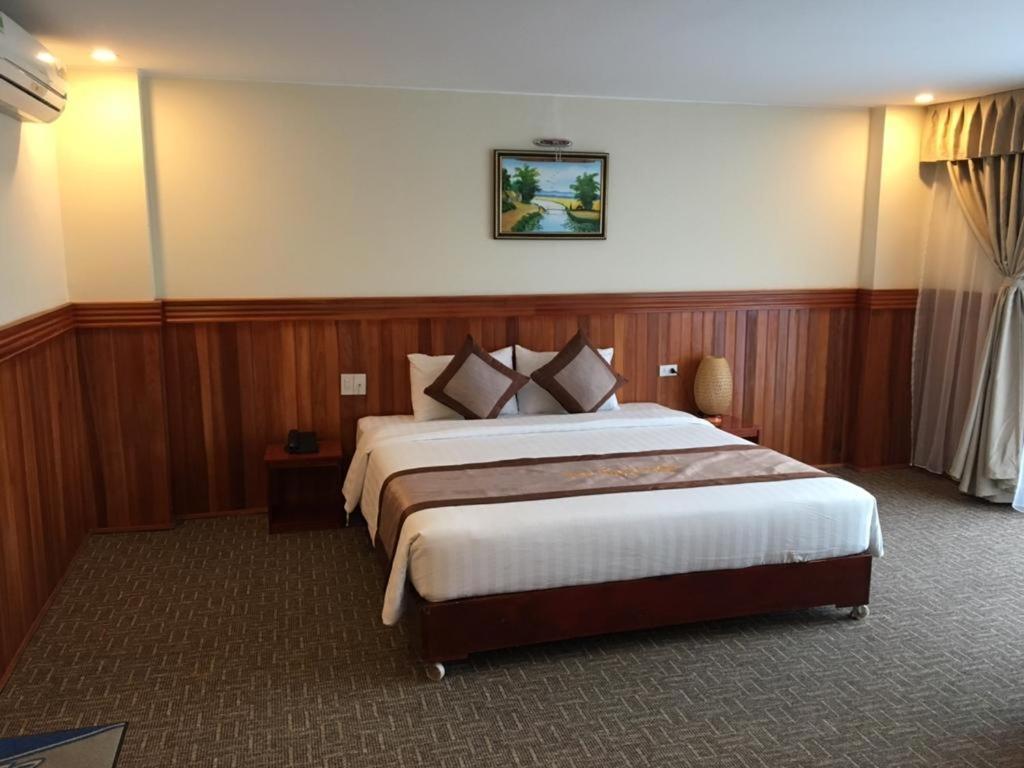 Vinh Plaza Hotel מראה חיצוני תמונה