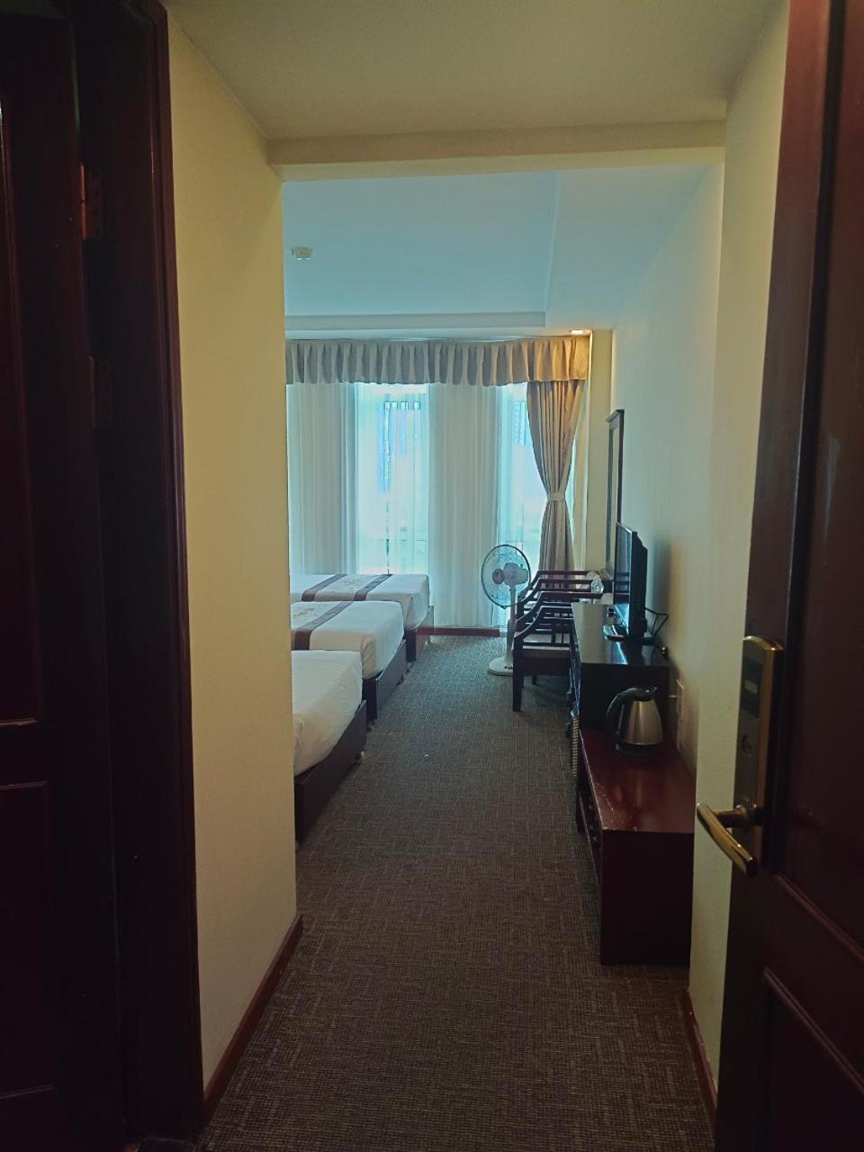 Vinh Plaza Hotel מראה חיצוני תמונה